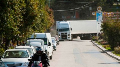 En Villa la Angostura quieren que cada camión pague $ 530 por pasar por la ciudad