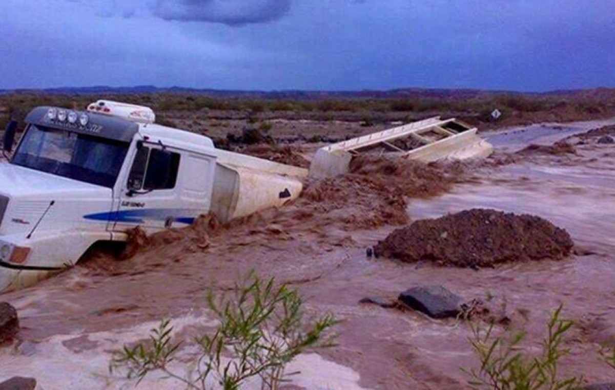 Unos 3.000 evacuados por las tormentas en el país
