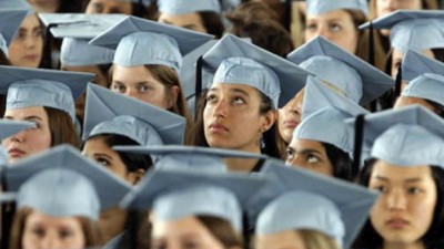 Los estudiantes de EEUU deben 1.300 millones de dólares