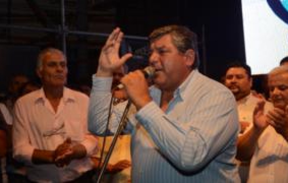 El Intendente de Recreo ofrece aumento del 35 % en cuotas