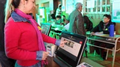 Proponen voto electrónico para la elección municipal de junio de 2015 en Carlos Paz