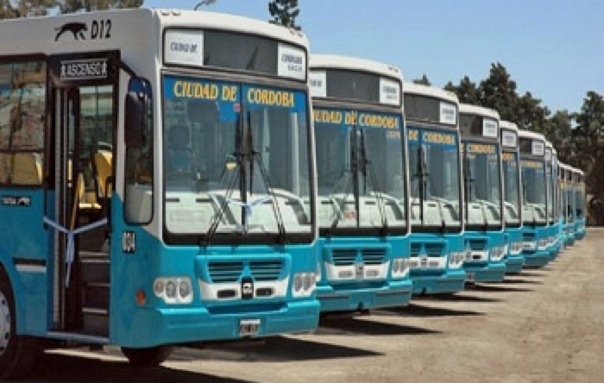 Empresa Ciudad de Córdoba: sin subsidios nacionales, con millonaria deuda municipal y cheques sin fondos