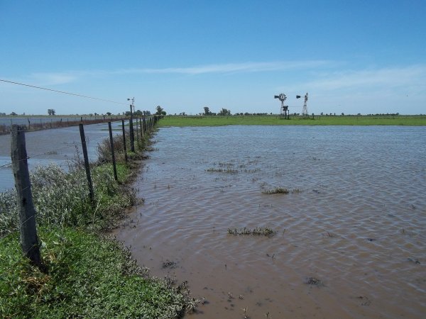 27327_inundacioncampo3