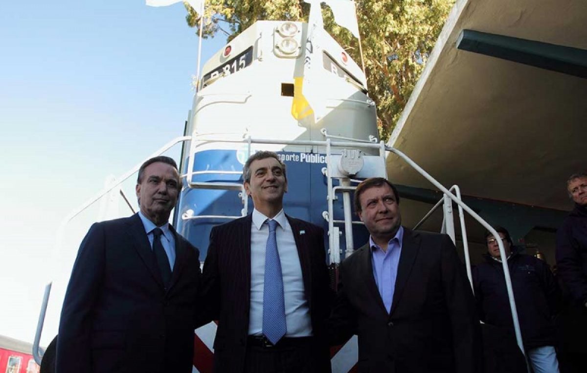 Nación entregó dos nuevas locomotoras para Tren Patagónico