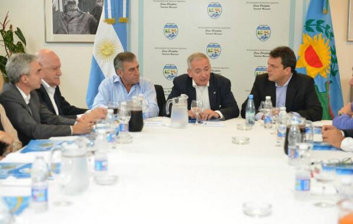 Buscan aflojar la tensión interna en el FR por proyecto para limitar reelecciones
