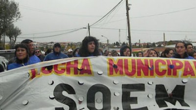 Municipales de Río Turbio y 28 de Noviembre continuarán con sus medidas de fuerza .