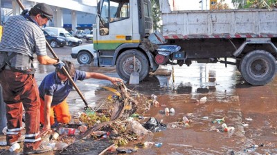 Guaymallén sancionará a los que ensucien acequias