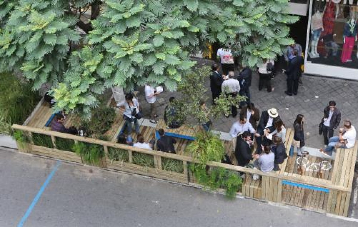 «Parklets», una iniciativa que crece en el mundo y que Córdoba podría copiar