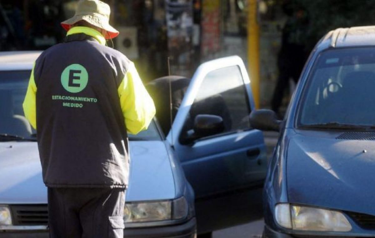 Maipú: quieren usar posnet para cobrar el estacionamiento