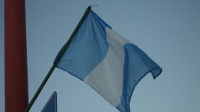 Insólito: Villa Mercedes festejó el Día de la Patria con banderas de Guatemala