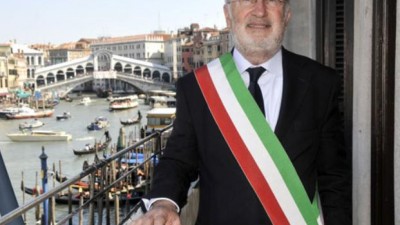 Corrupción en las obras para proteger a Venecia de las mareas: arrestan al alcalde