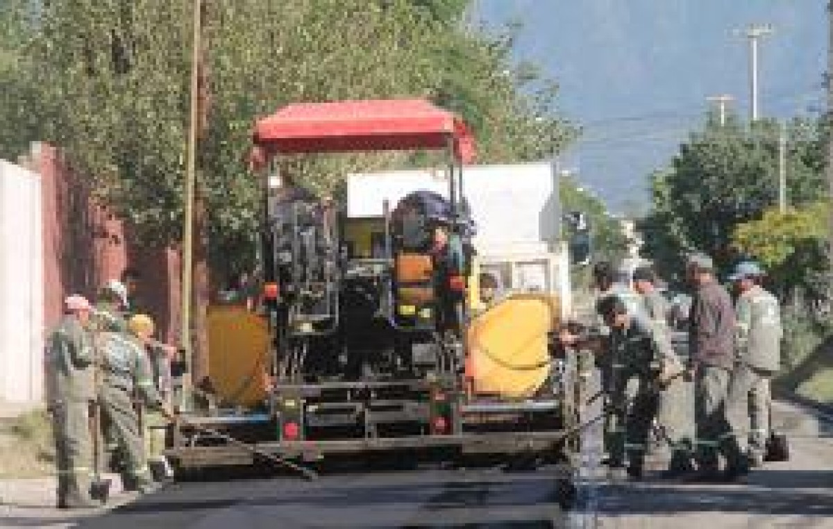 El municipio de Catamarca pavimentó más de 800 cuadras