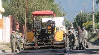 El municipio de Catamarca pavimentó más de 800 cuadras