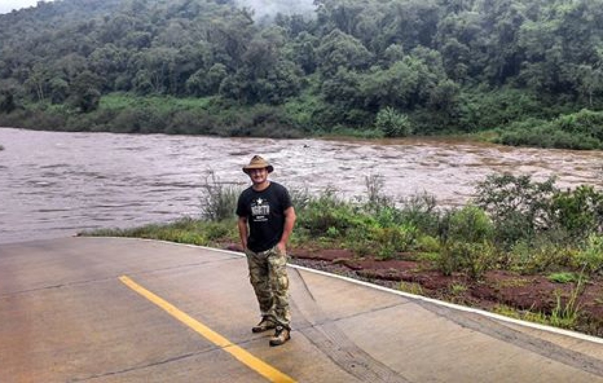 El puente de acceso al Moconá se encuentra 14 metros bajo agua
