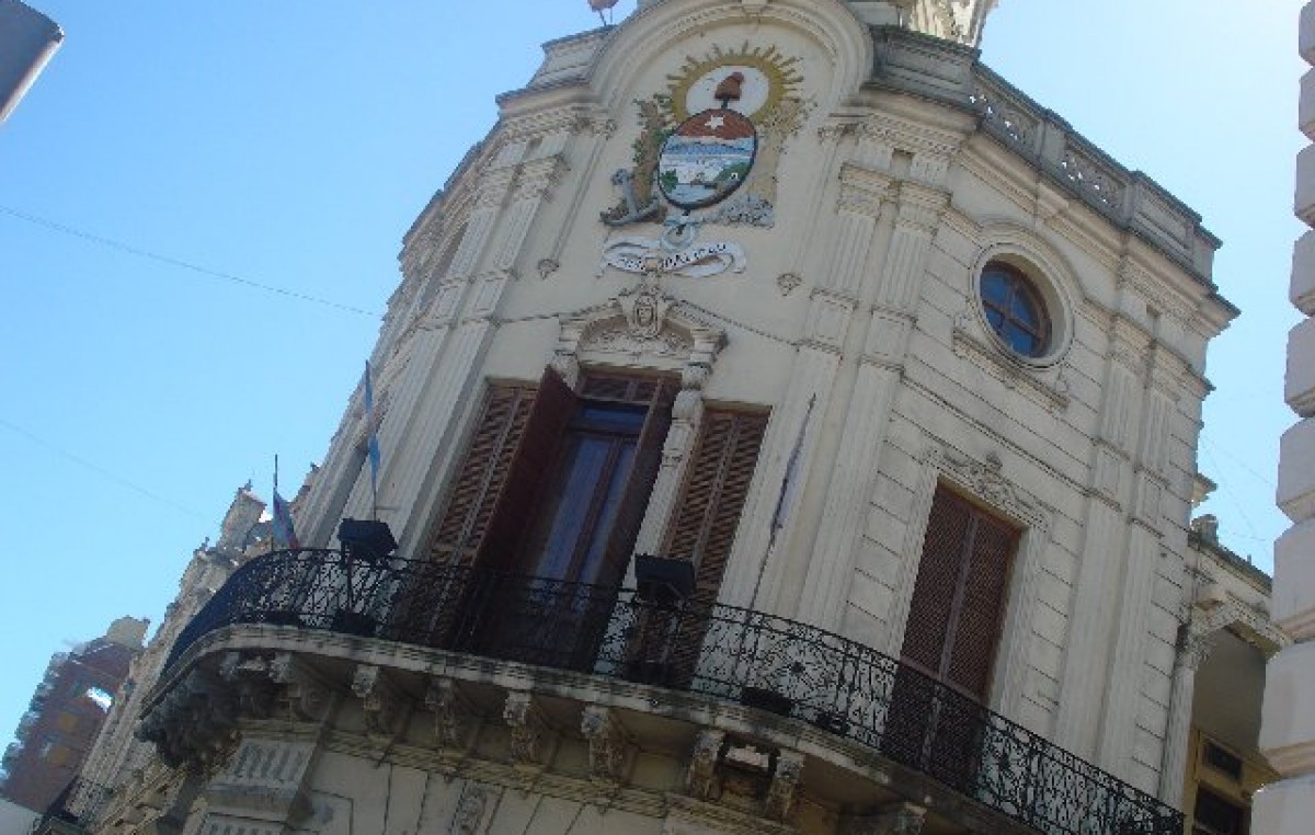 Se aprobó la ordenanza que garantiza los servicios esenciales en Paraná