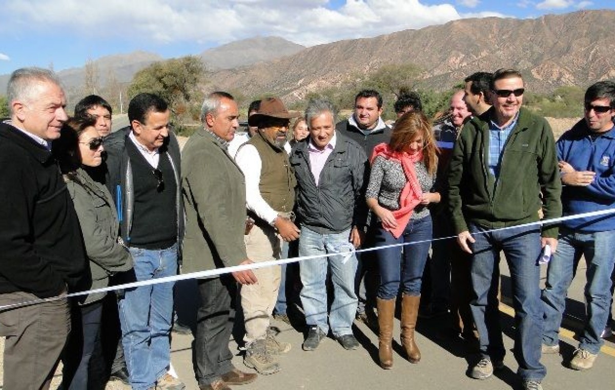 El Gobierno construirá importante obra de impacto social en Famatina