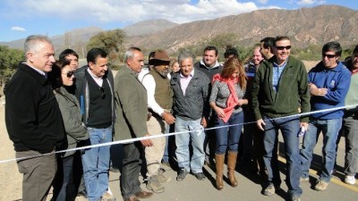 El Gobierno construirá importante obra de impacto social en Famatina