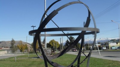 Esquel, La Ciudad De Los Relojes De Sol