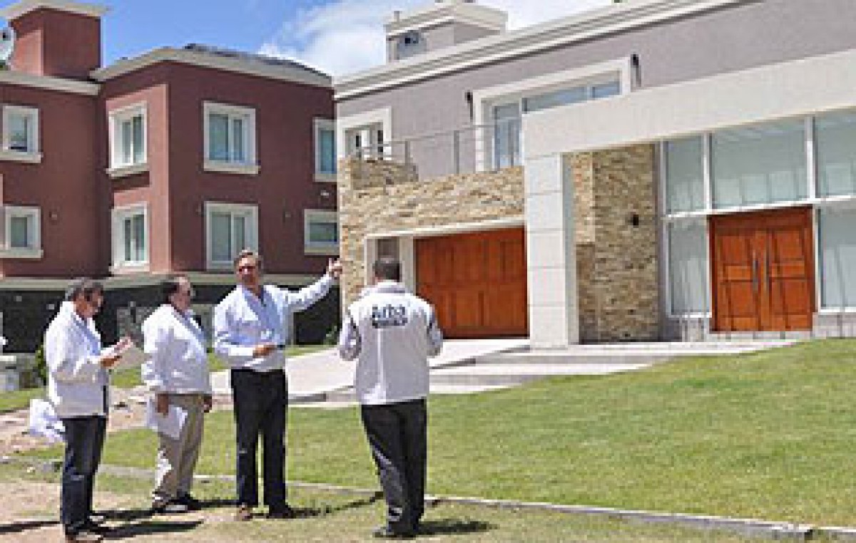 Rematarán 326 inmuebles por deudas con ARBA por 40 millones de pesos