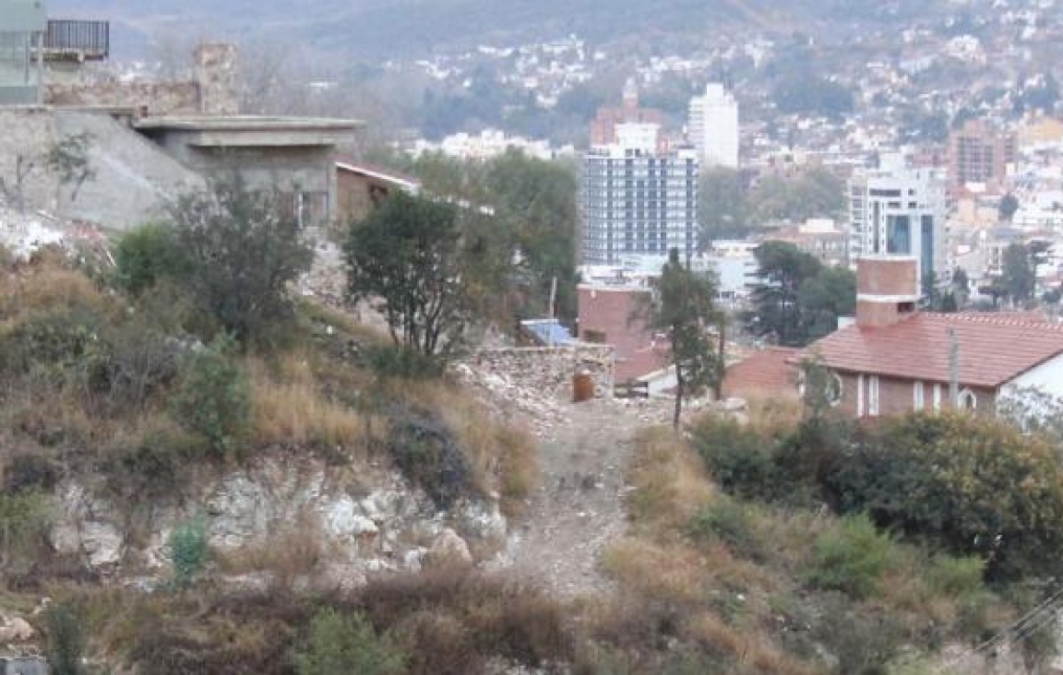 Carlos Paz impedirá construir en cerros