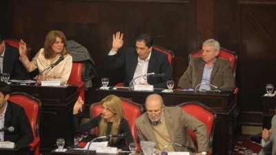 El Gobierno de Buenos Aires creará igual las policías comunales tras un nuevo fracaso en el Senado