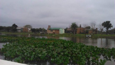 En San Isidro preocupa la situación de 500 afectados por el agua