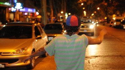 Propusieron estacionamiento medido después de las 21 en algunas calles de Mendoza