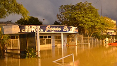 Clorinda resultó anegada por las lluvias y porque no funcionaron las bombas