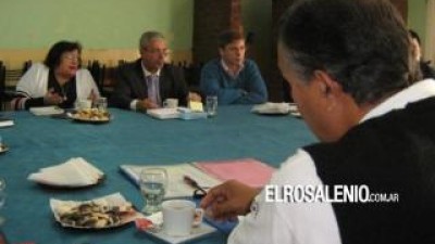 Coronel Rosales: Municipales levantaron el paro