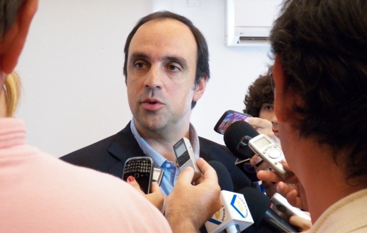 Intendente de Santa Fe pide la presencia permanente de Gendarmería