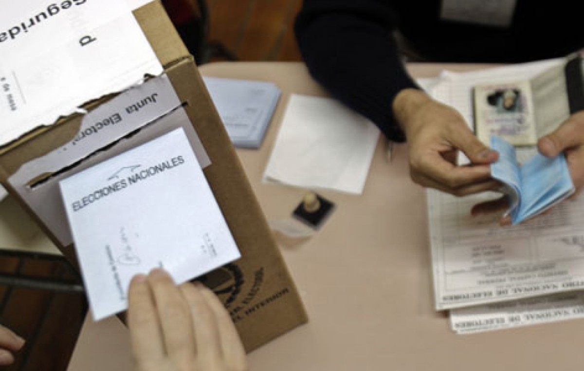 El Gobernador aseguró que tomará una decisión para que las Paso se implementen en Chubut