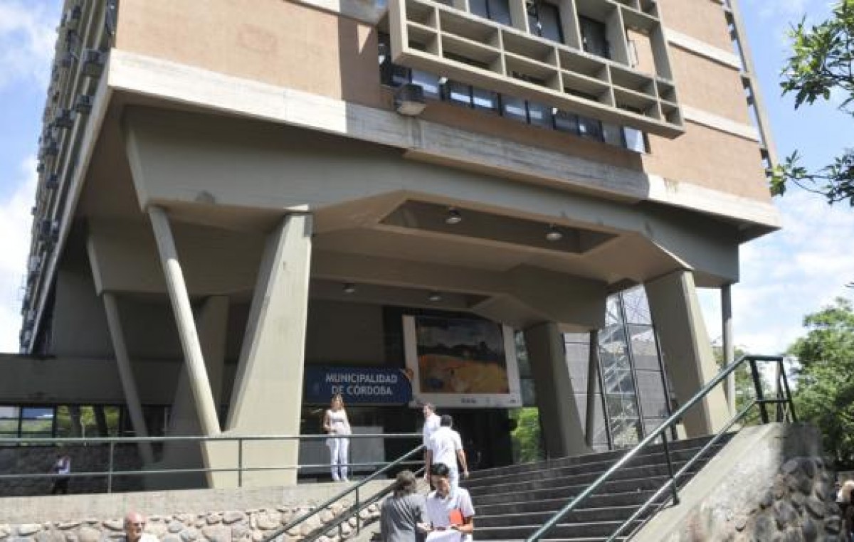 Otro impuestazo municipal en Córdoba: Mestre subirá 124 alícuotas de Comercio e Industria