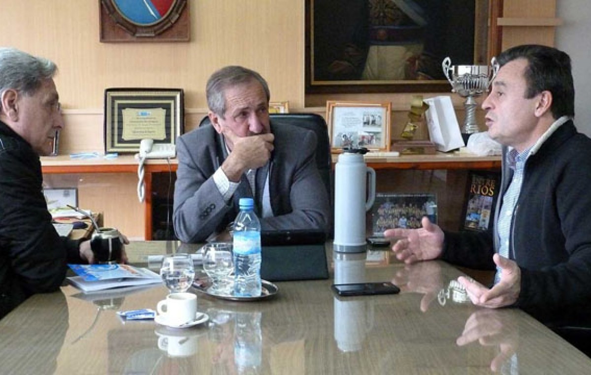 Concepción del Uruguay: Gestionan por el dragado del río Uruguay y la zona franca