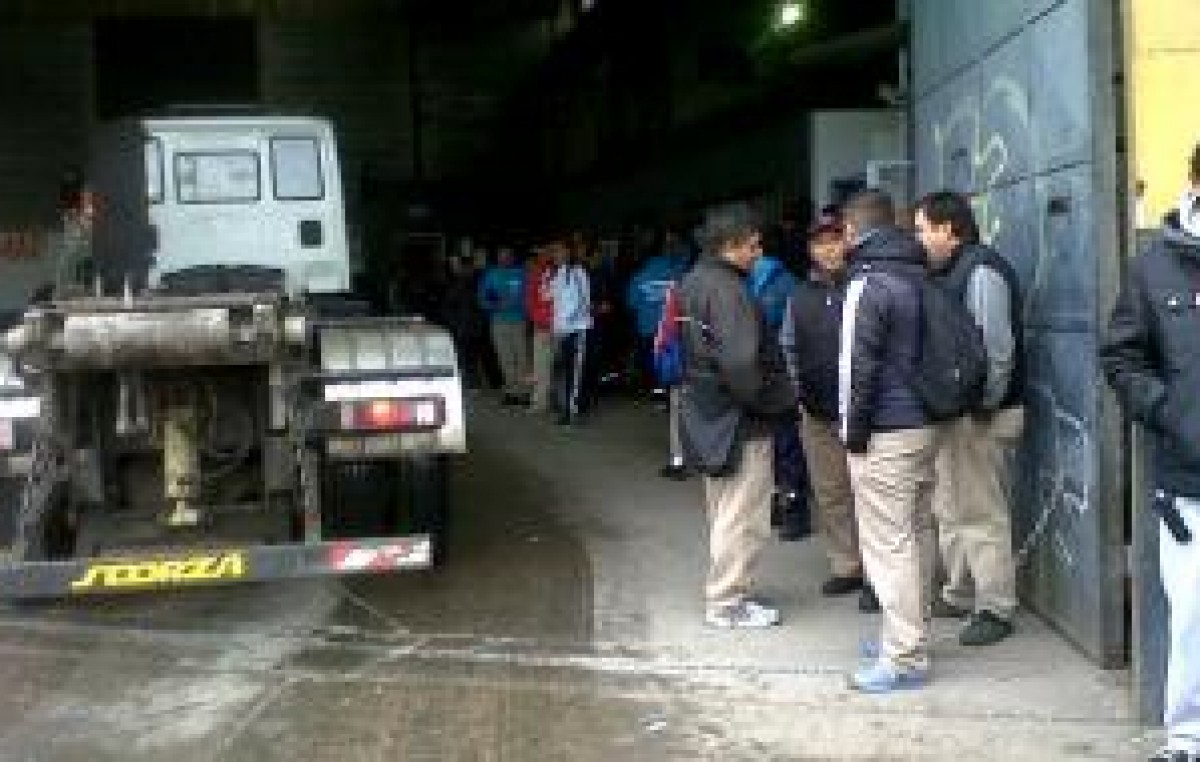 Quilmes: Amenaza de paro de recolectores de residuos