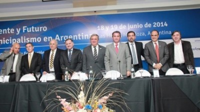 El Intendente de Tucumán participa de la jornada “El Presente y el Futuro del Municipalismo en Argentina”