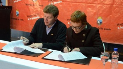 Río Grande: firmaron acuerdo de cancelación de deudas de coparticipación