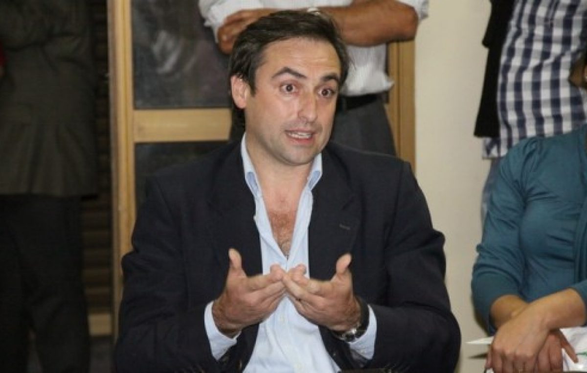 El Intendente de Córdoba preside el Ente de Intendentes de la UCR pero su municipio no hace aportes