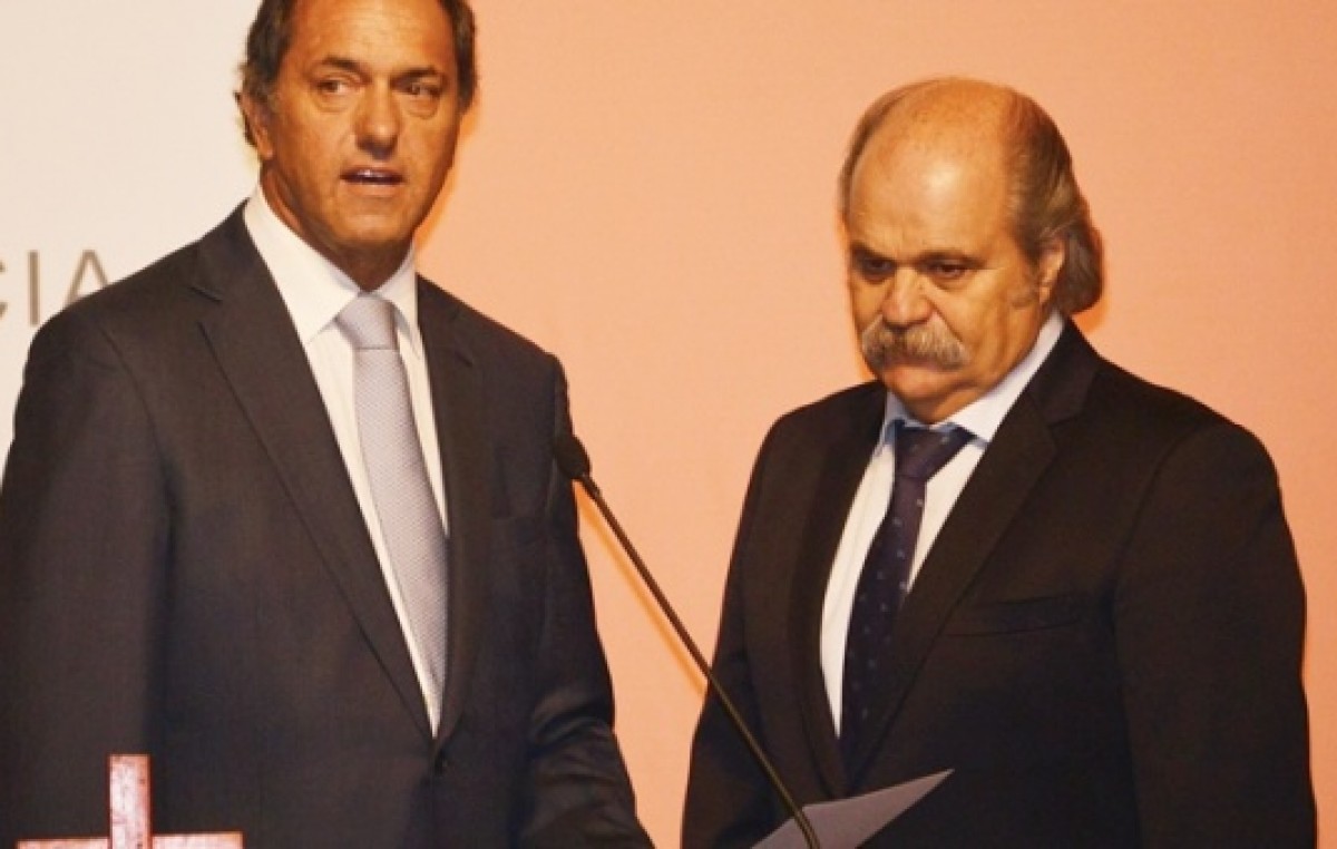 Scioli firmó el decreto que instruye a Granados la confección de la resolución para las Policías Locales