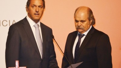 Scioli firmó el decreto que instruye a Granados la confección de la resolución para las Policías Locales