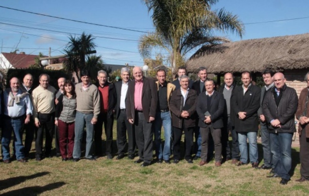 El Diputado Julián Domínguez encabezó encuentro de Intendentes bonaerenses
