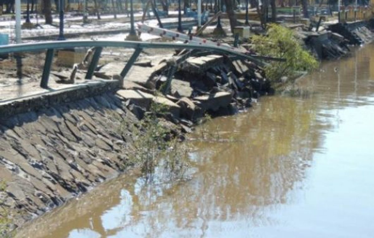 El río retrocede y deja un tendal de problemas en las costas correntinas