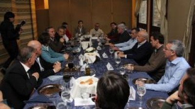 Cumbre de intendentes del Frente Renovador junto a Lavagna en San Miguel