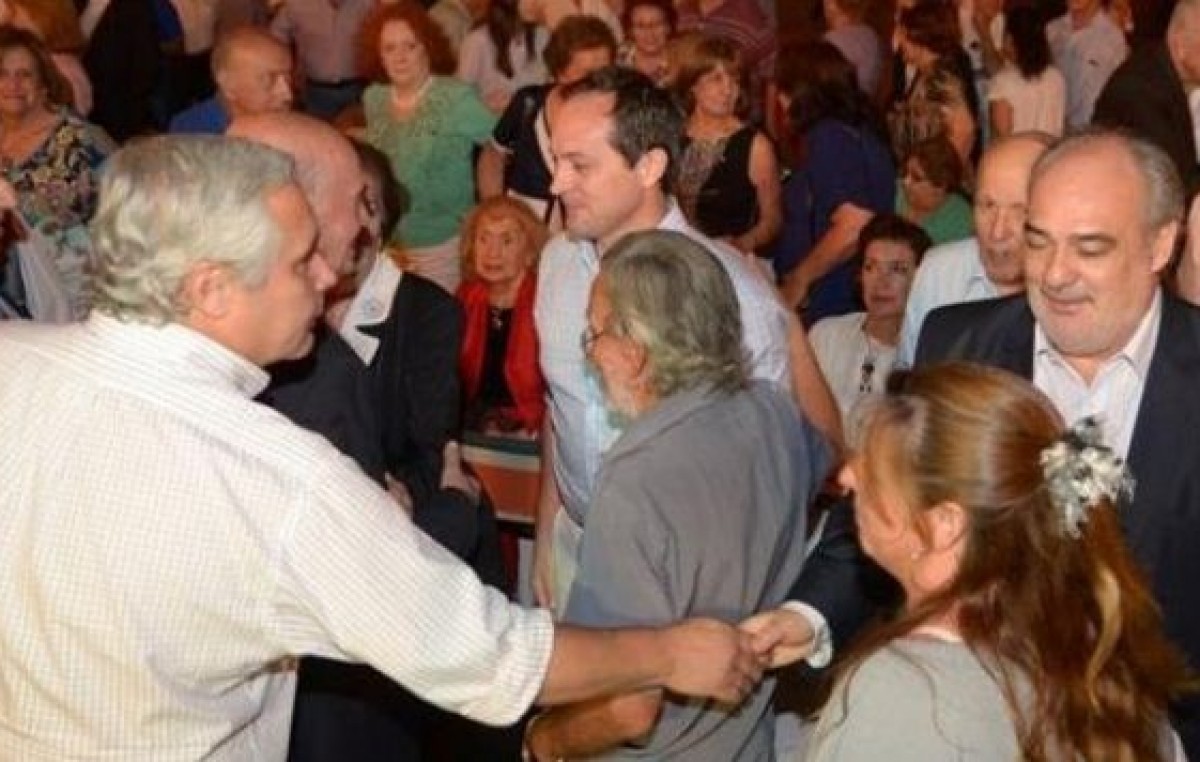Corrientes: Coparticipación municipal, ¿destino específico sí o no?