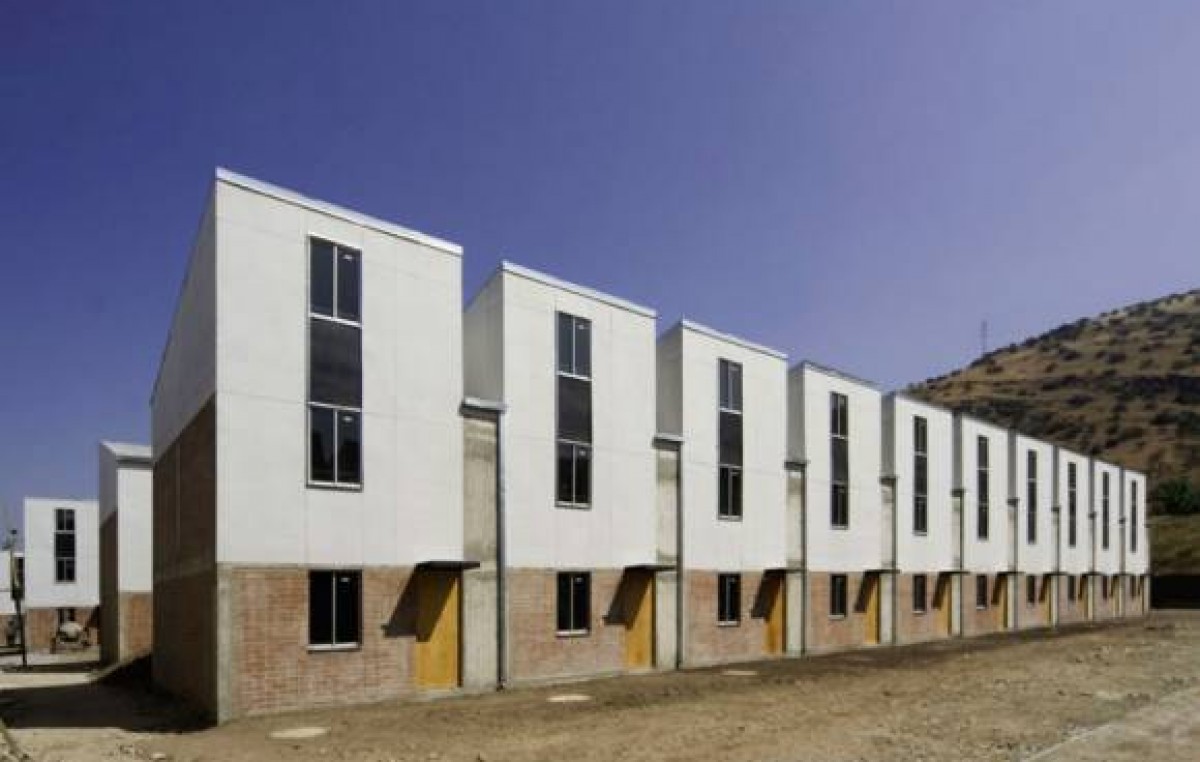 Construirán viviendas sociales con energías renovables en Rawson y Comodoro
