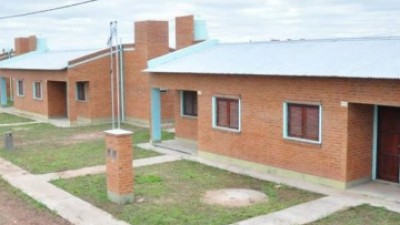 Avanza la construcción de viviendas destinadas a familias aborígenes en el Chaco