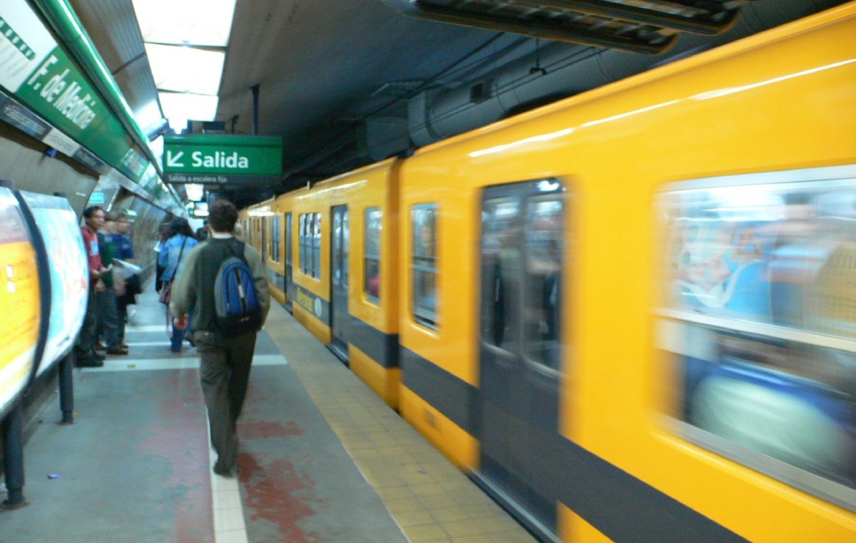 Empiezan a estudiar la posibilidad de construir un subte en Rosario