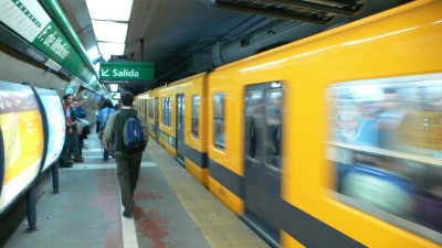 Empiezan a estudiar la posibilidad de construir un subte en Rosario