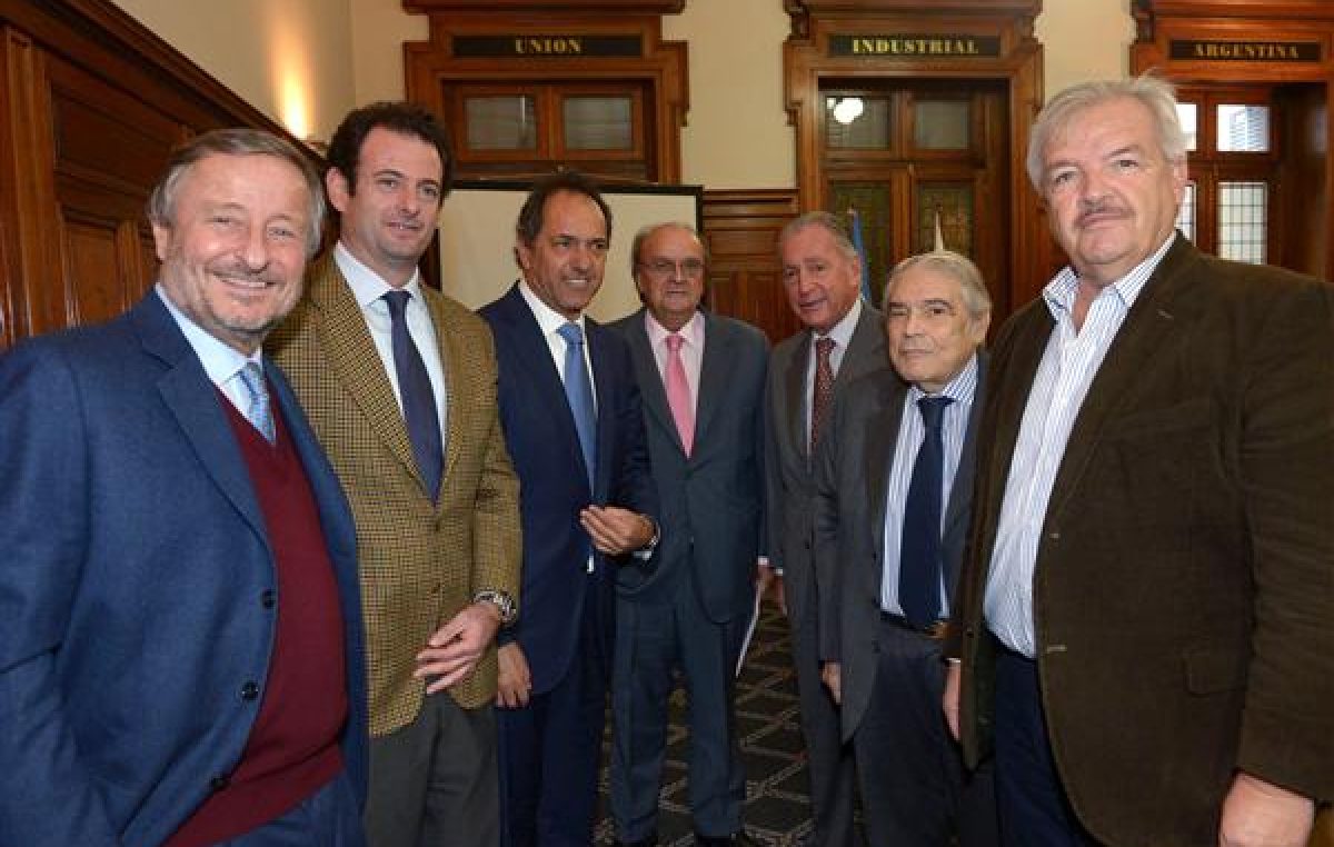 Industriales de Buenos Aires salieron a cuestionar presión fiscal de los municipios