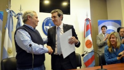 Potencian la idea de implementar el metrobus para la capital correntina