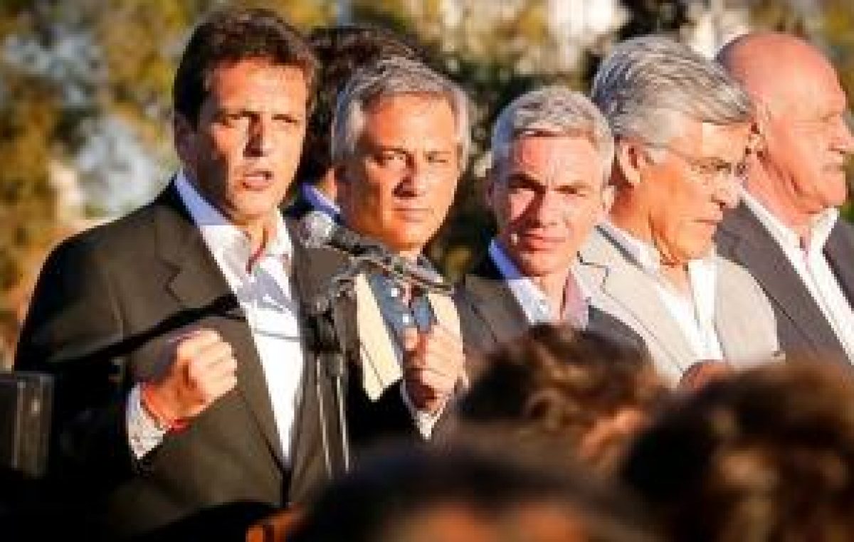 Intendentes massistas de Buenos Aires se reúnen para analizar su adhesión a la Policía Comunal